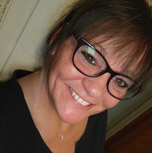 Meet your Posher, Pamela